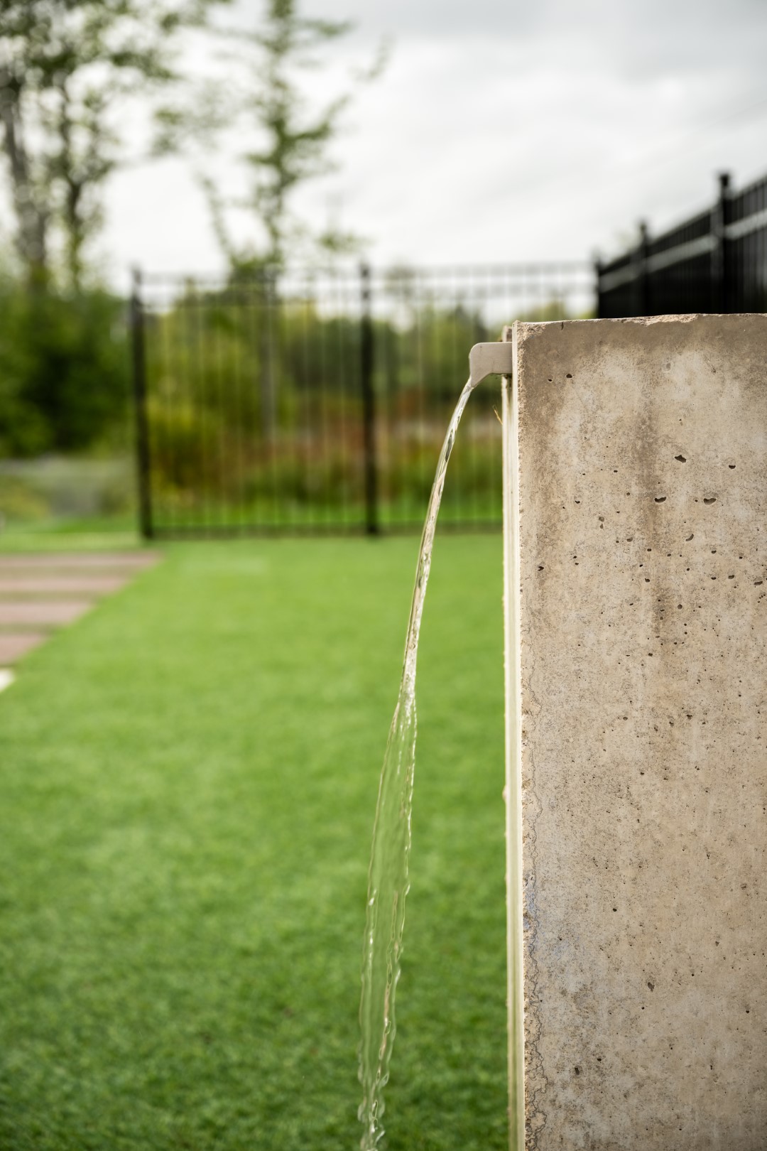 Lakeview Landscape Waterworks Pools & Spas